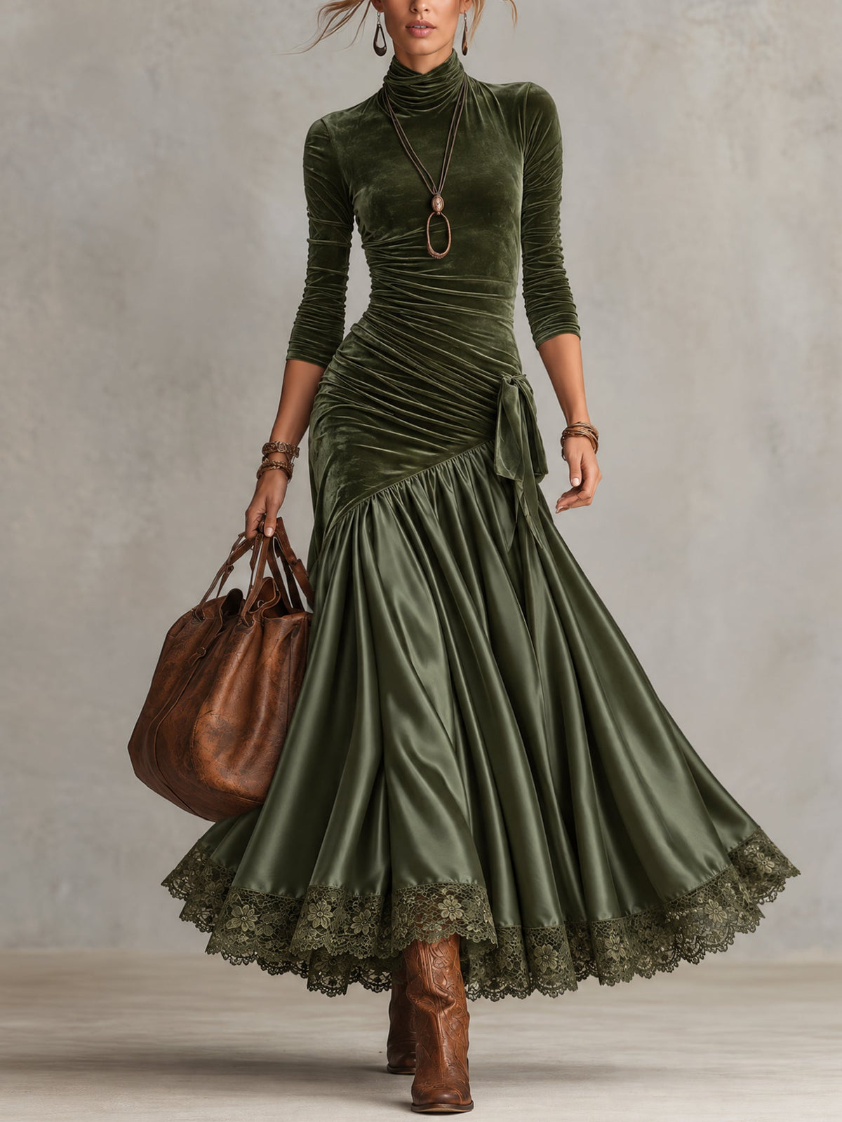 Vestido largo verde oliva de terciopelo elástico y satén con bajo de encaje