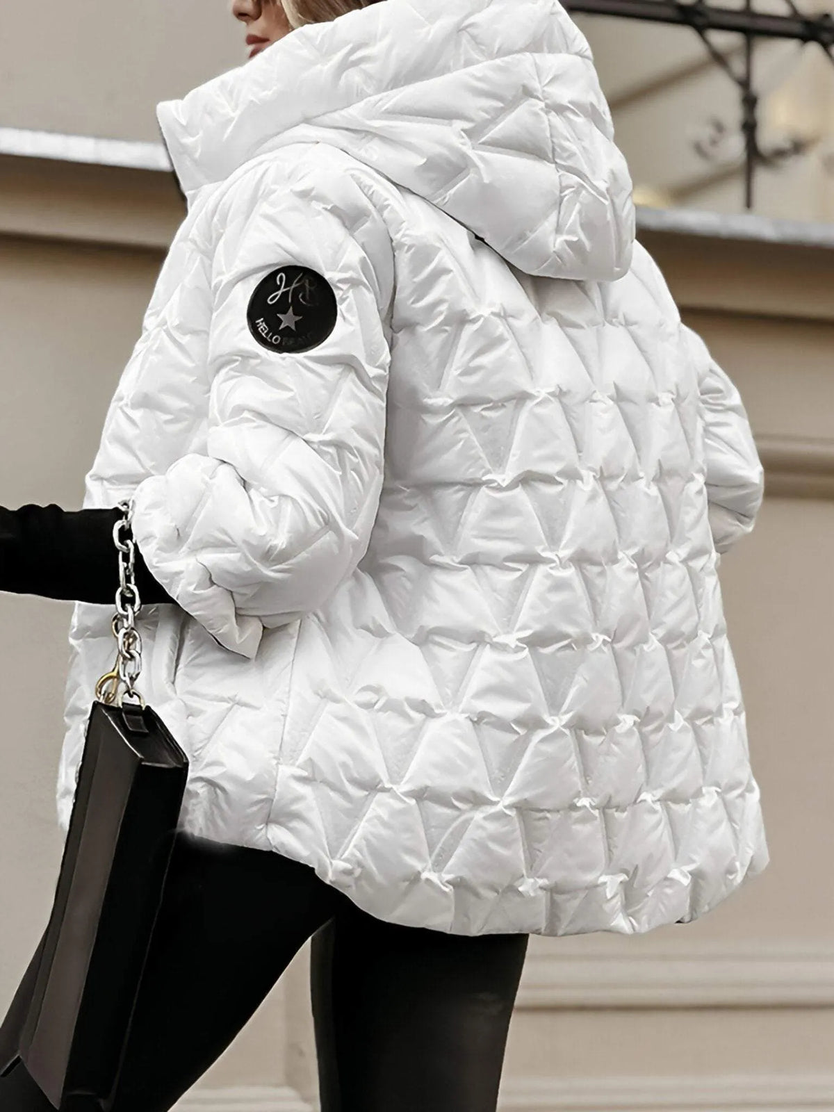 Eline | Chaqueta acolchada brillante con capucha